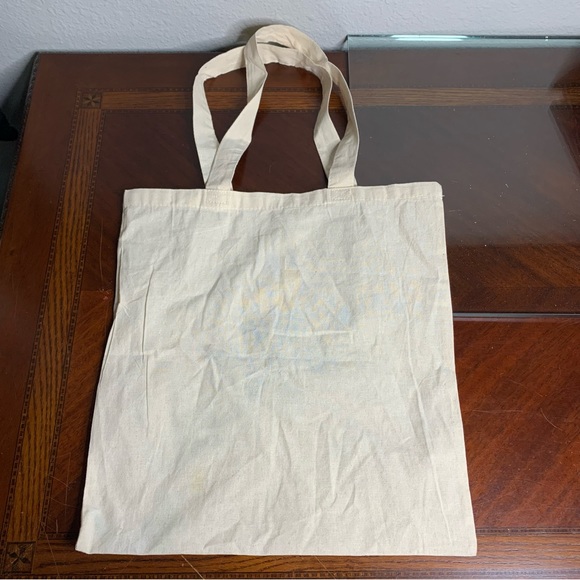 NWOT Q-Tees Frozen Snowflakes Canvas Tote - Picture 4 of 9